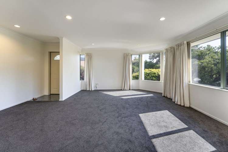 27 Kingsford Drive Stoke_6