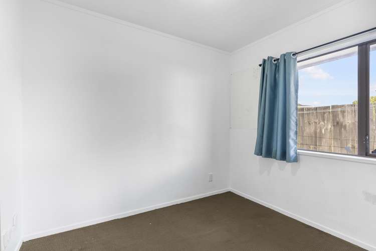 2/49 Larne Avenue Pakuranga Heights_11