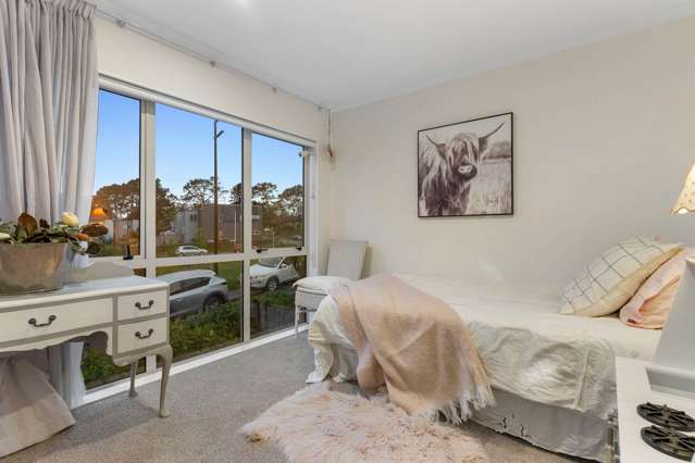 1 Mahinga Lane Massey_4