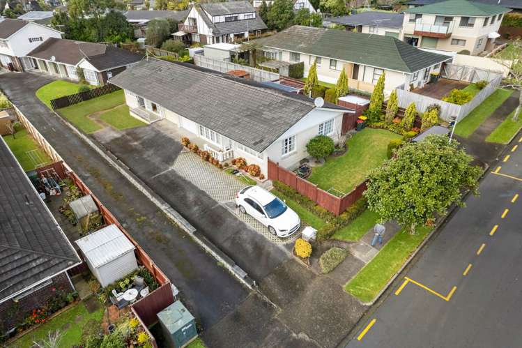 2/135 Glenmore Road Sunnyhills_9