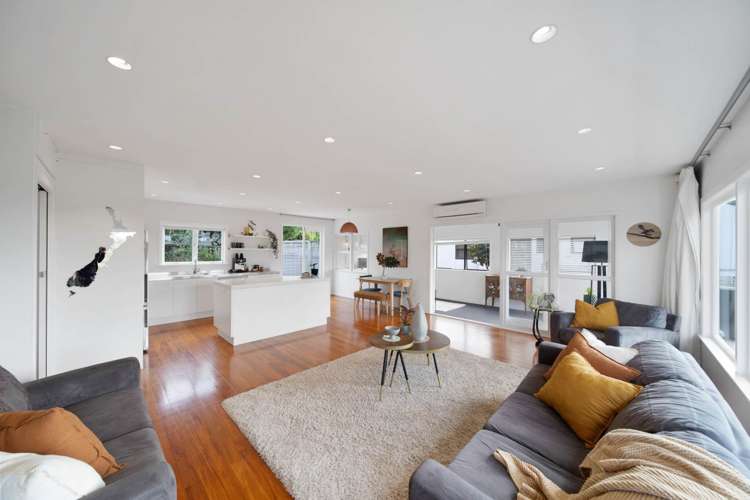 6 Megan Avenue Pakuranga Heights_6