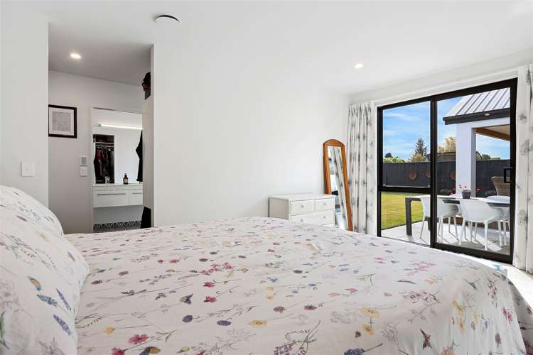 24 Eleanor Lane Casebrook_17