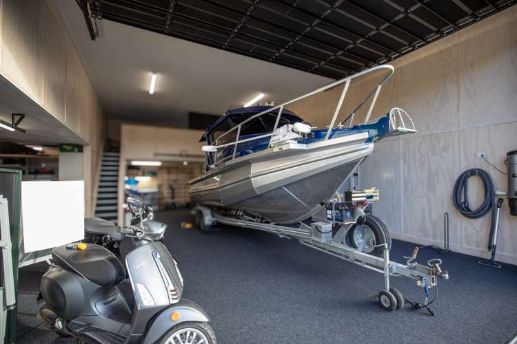 32 Wallis Street Raglan_18