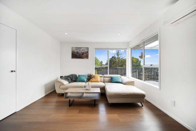 6C Zingaro Place Massey_4