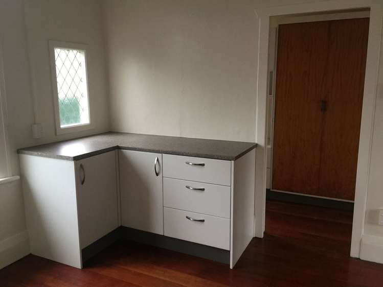 22 Short Street Solway_5