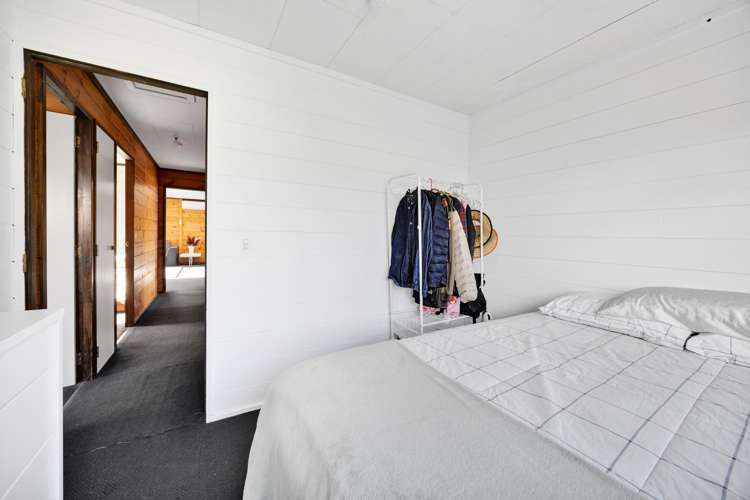 23 Pohutukawa Drive Opunake_13