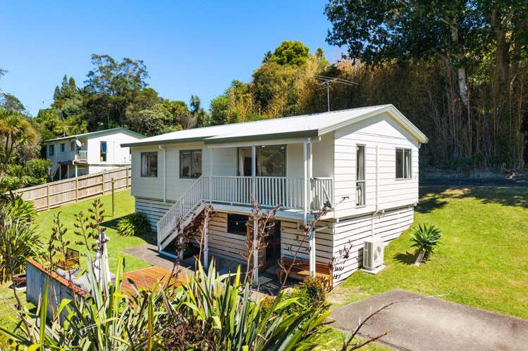 85c Fairclough Road Beach Haven_19