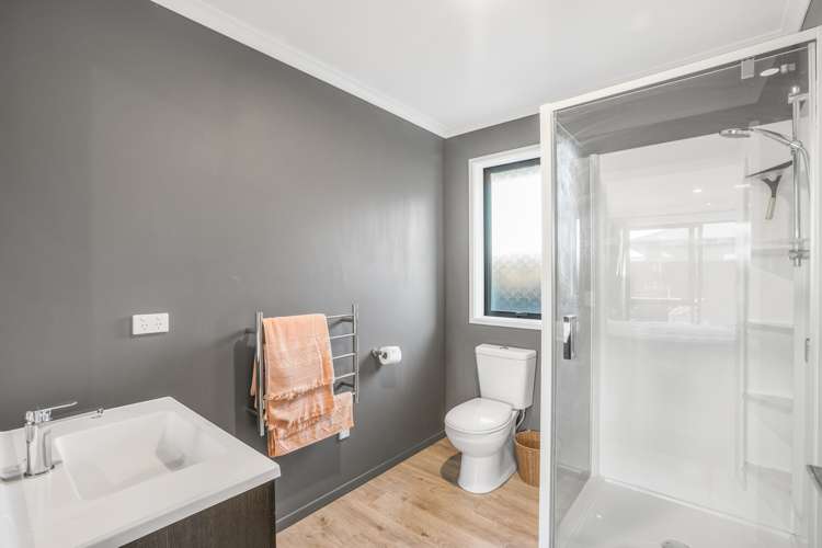 7 Biggles Place Lincoln_13