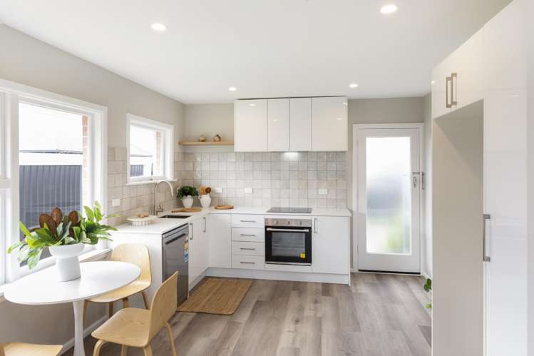 2/15 Winton Street St Albans_4