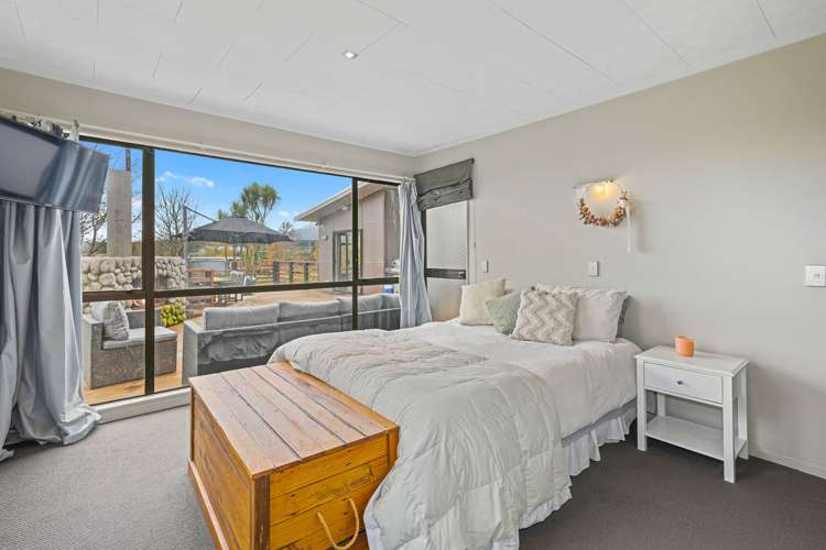 198 Caroline Drive Maunganamu_14