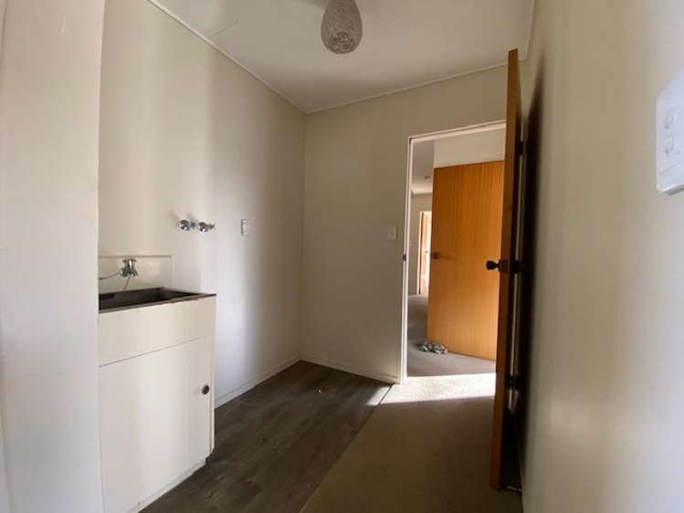 1/3 Church Road 10792_7