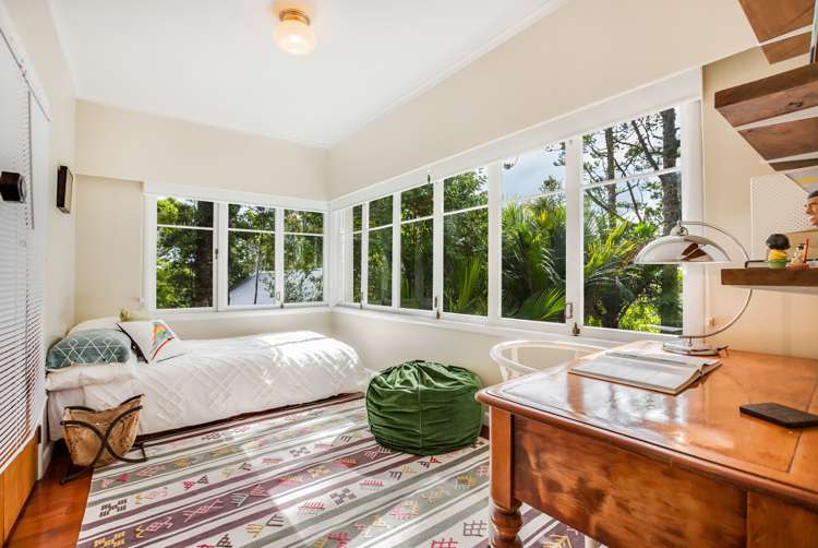 108 Scenic Drive Titirangi_11