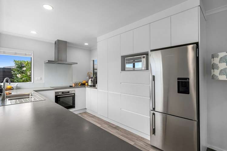 46 Seaview Road Otumoetai_8