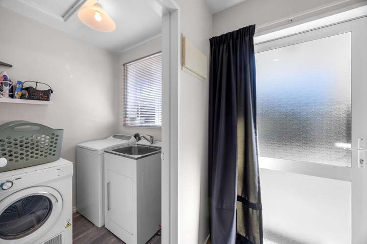 14 Wairau Road Albert Town_15