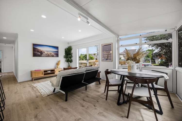 6 Kingsway Avenue Sandringham_20