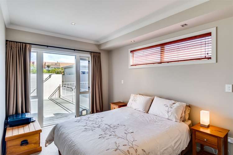 3 The Esplanade Westshore_13