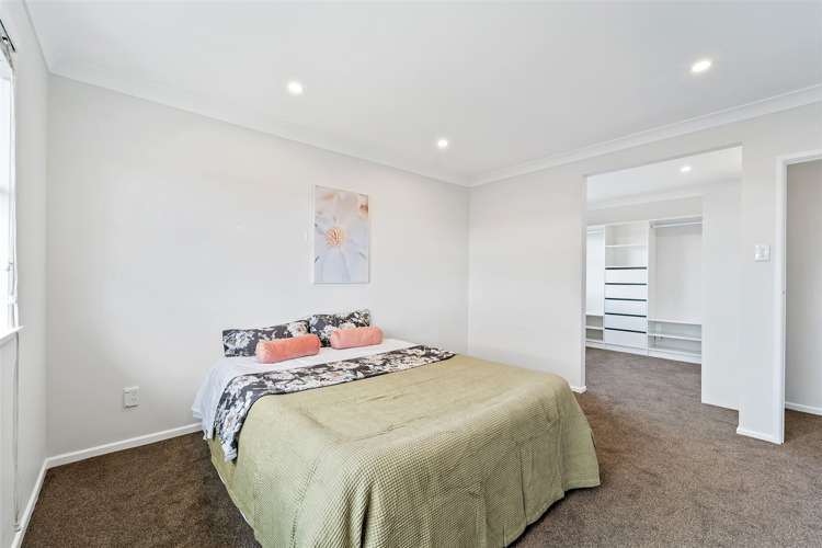 102 Tirimoana Road Te Atatu South_14