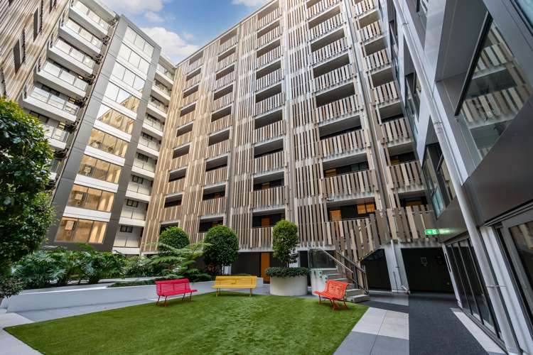 110/5 Howe Street Freemans Bay_17