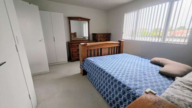 stylish two bedrooms unit