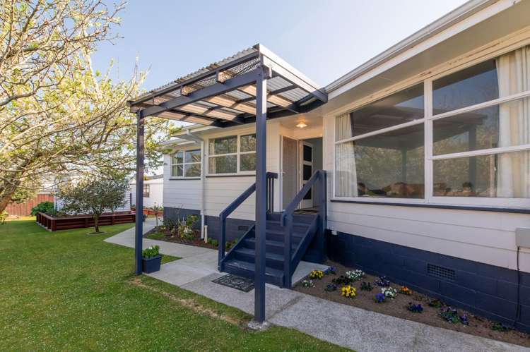 42 Roger Street Pukehangi_9