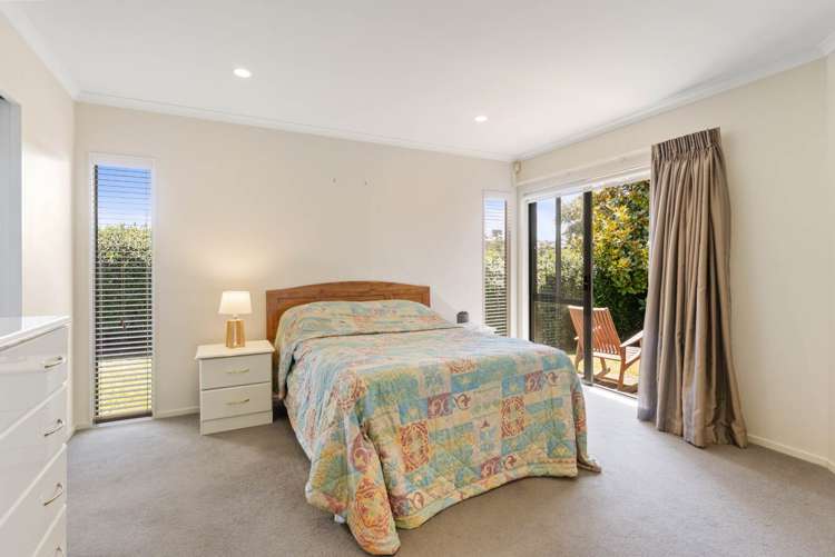 12 Rosetti Rise West Harbour_10