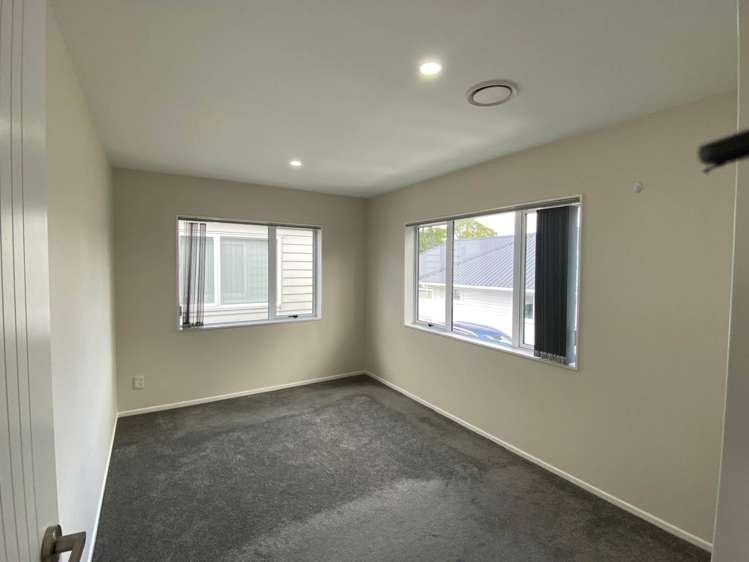 50c Preston Road Clover Park_12