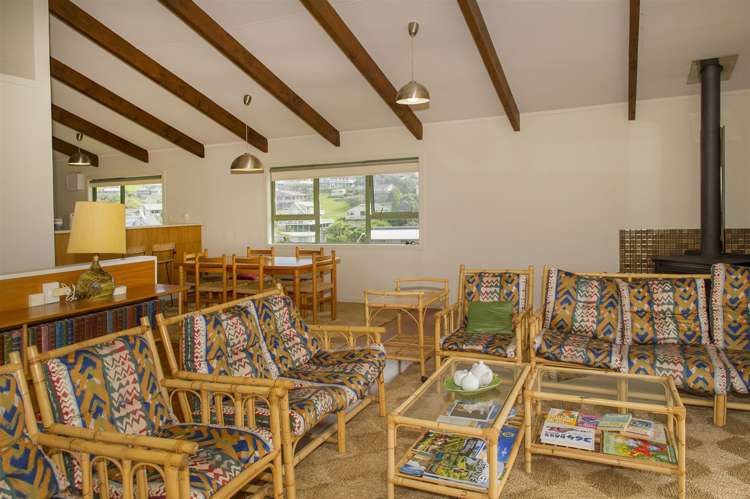 119 Oratia Place Onemana_13