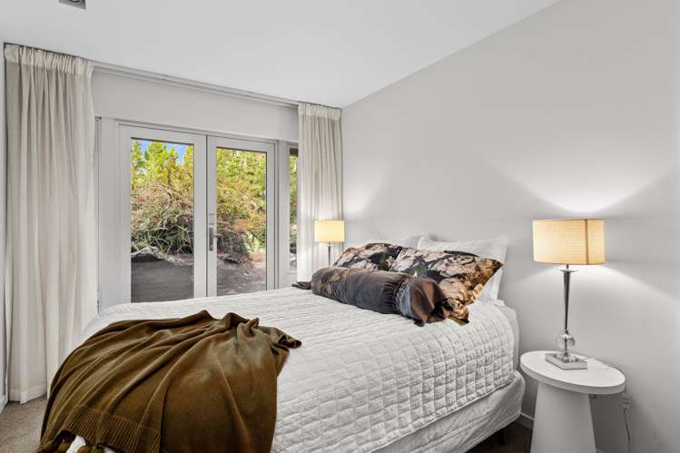 49 The Half Mile Alexandra_26