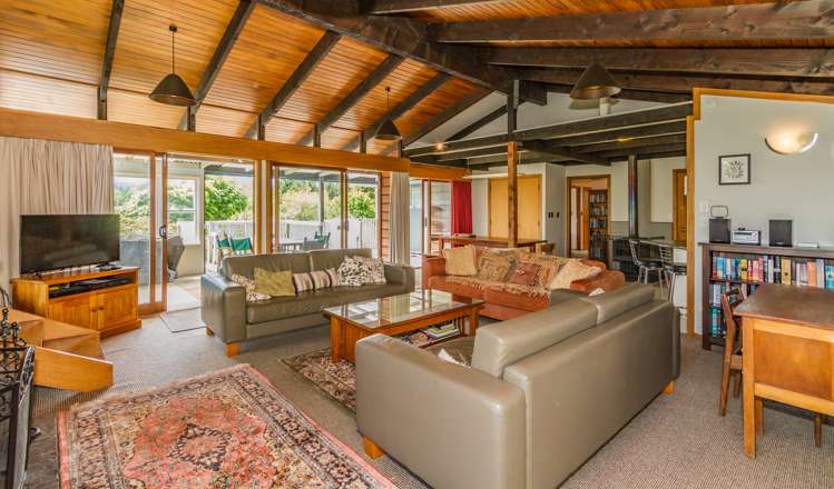 67 State Highway 49 Ohakune_7