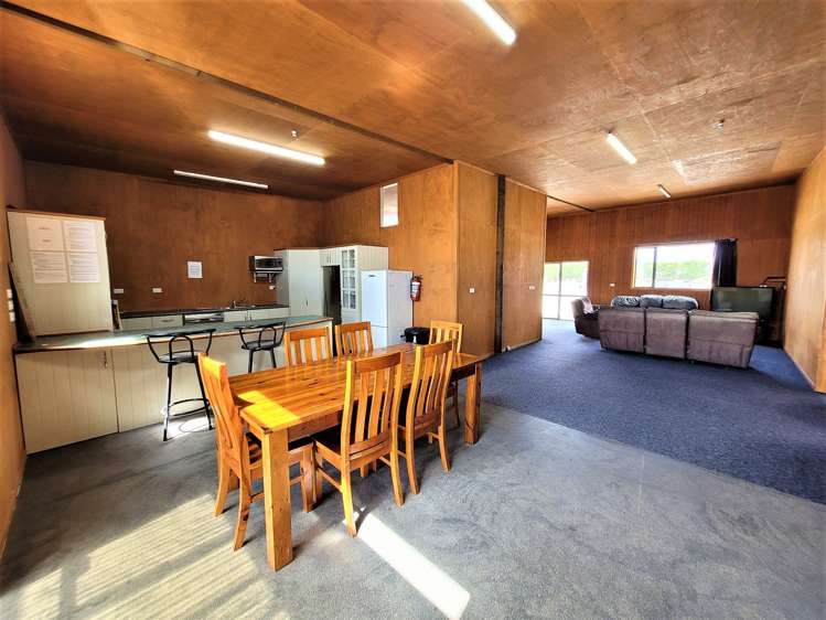 142 Awakino Point North Road Dargaville Surrounds_18