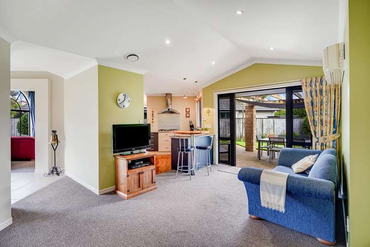 4 Iain Court Rototuna_15