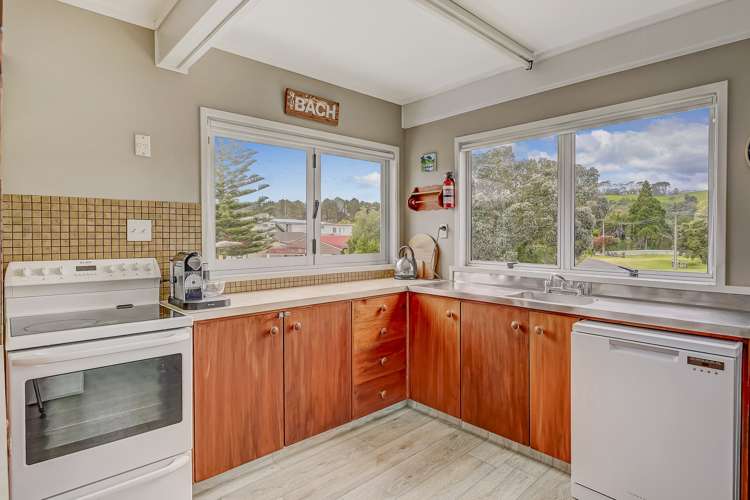 4 Hardy Place Cooks Beach_5