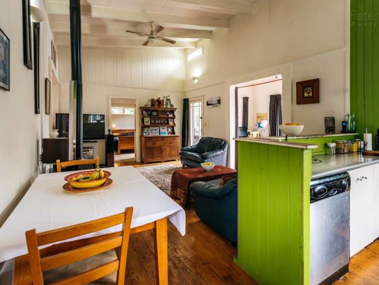 55 Te Toki Road Ostend_5