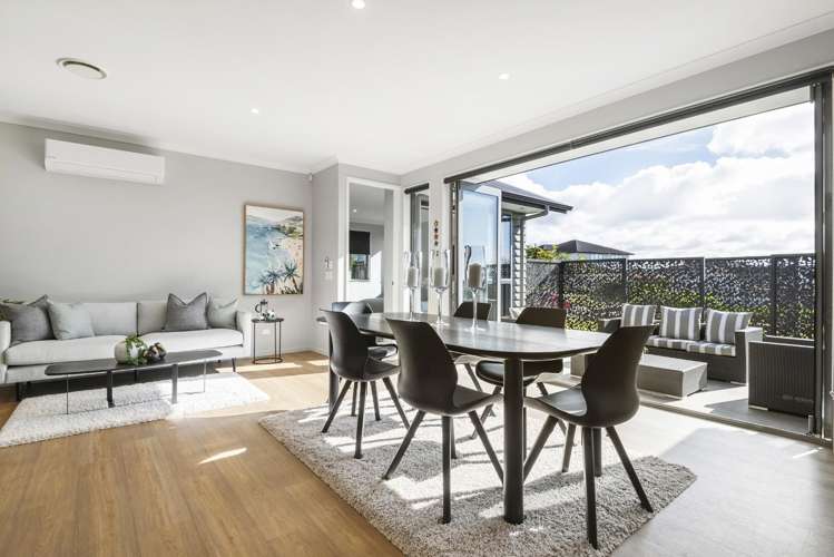 16 Major Henry Greens Silverdale_14