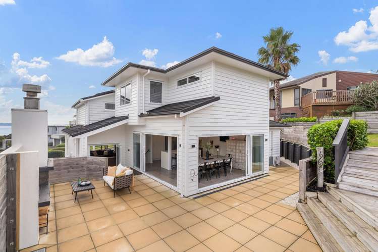 6 Crossland Place Maraetai_34