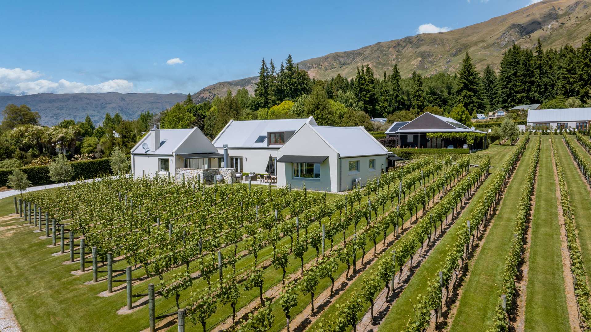 7 and 9 Elderberry Crescent Wanaka_0