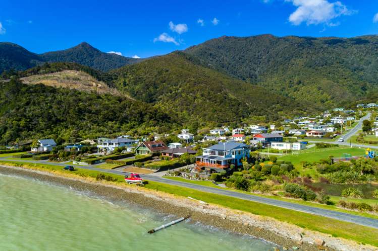 27 The Parade Okiwi Bay_20