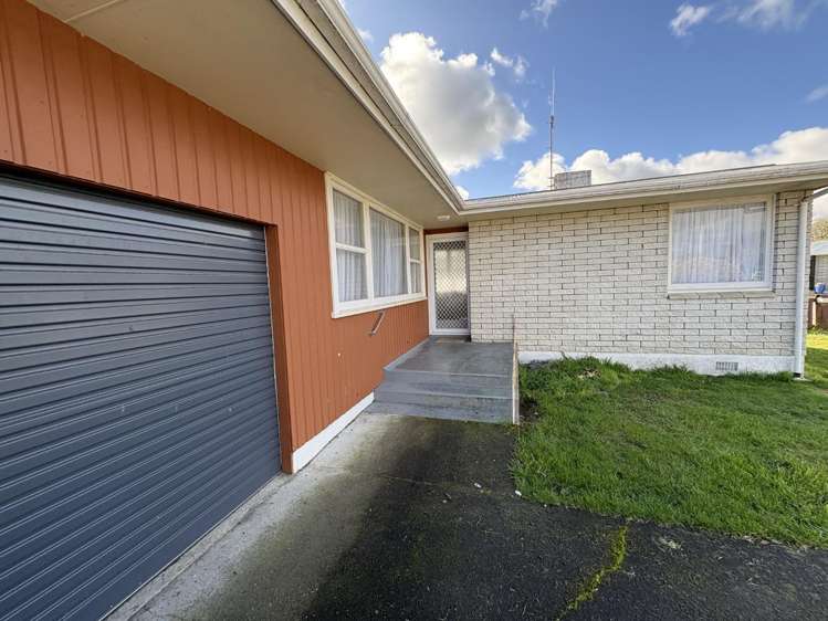 44 Karaka Crescent 10516_1