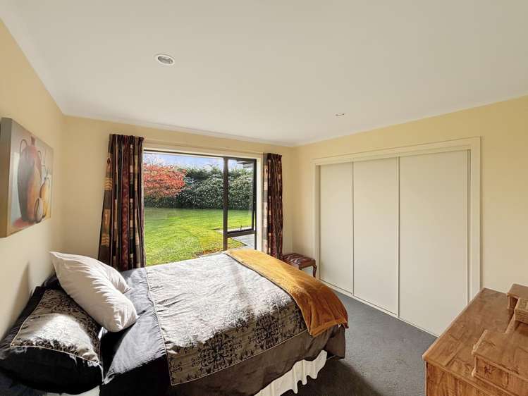 341 Airedale Road Weston_19