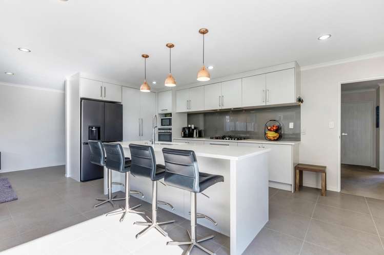 61 Turnberry Drive_3