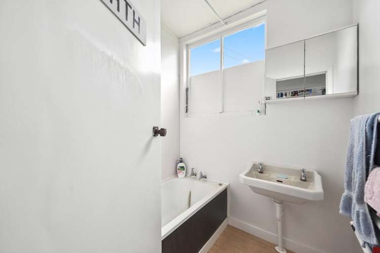 12 Moana Crescent_5