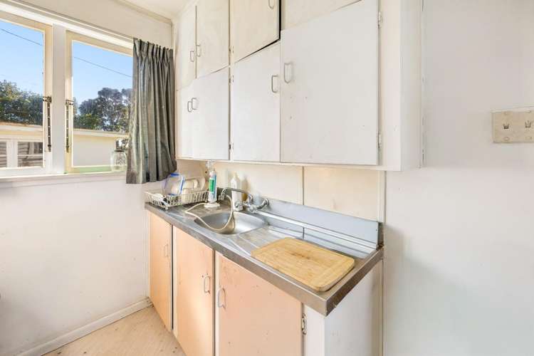 50 Taylor Road Mangere Bridge_16