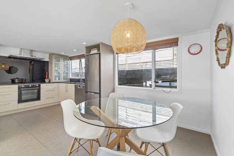 75a Marine Parade Paraparaumu Beach_6