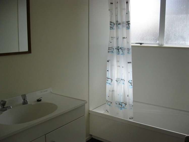 22 George Street Hikurangi_6