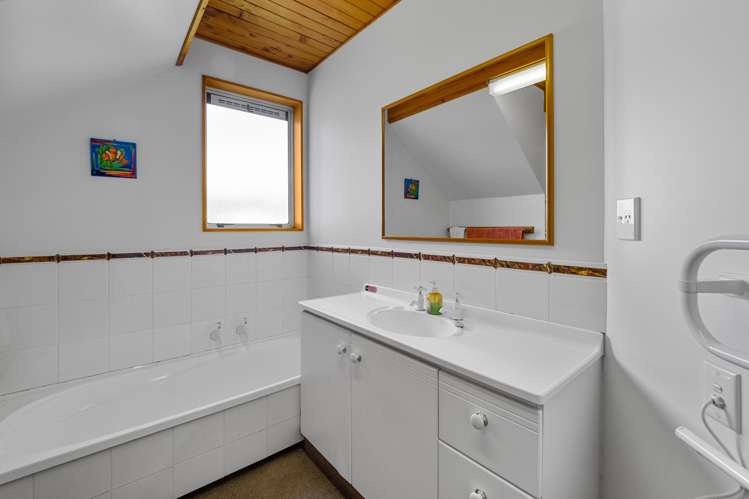 107 Pages Road Allenton_20