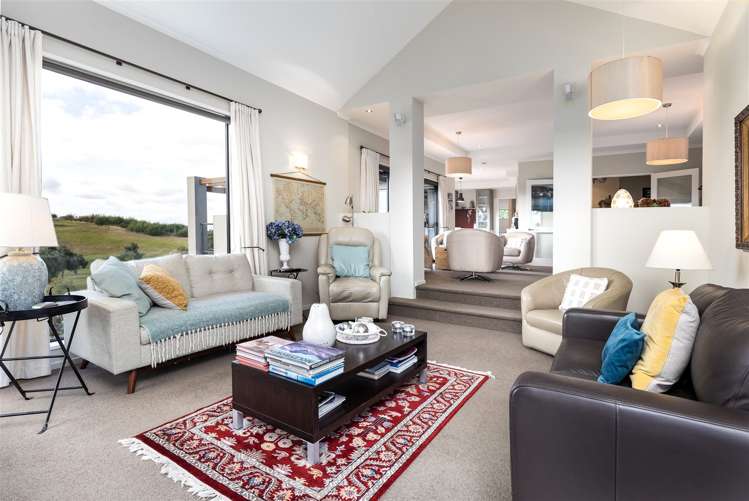 15 Pine Hill Rise Fairhall_16