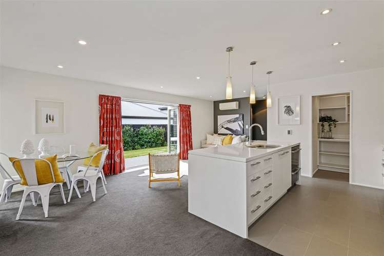 196a Gayhurst Road Dallington_5