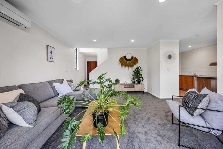 6/61A Birkdale Road Birkdale_5