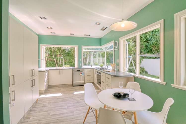 2/125 Woburn Road Woburn_14