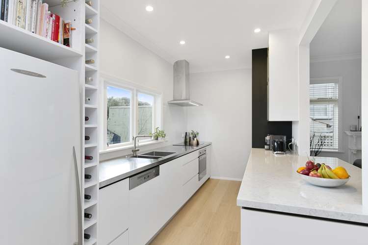 3 Espin Crescent Karori_3